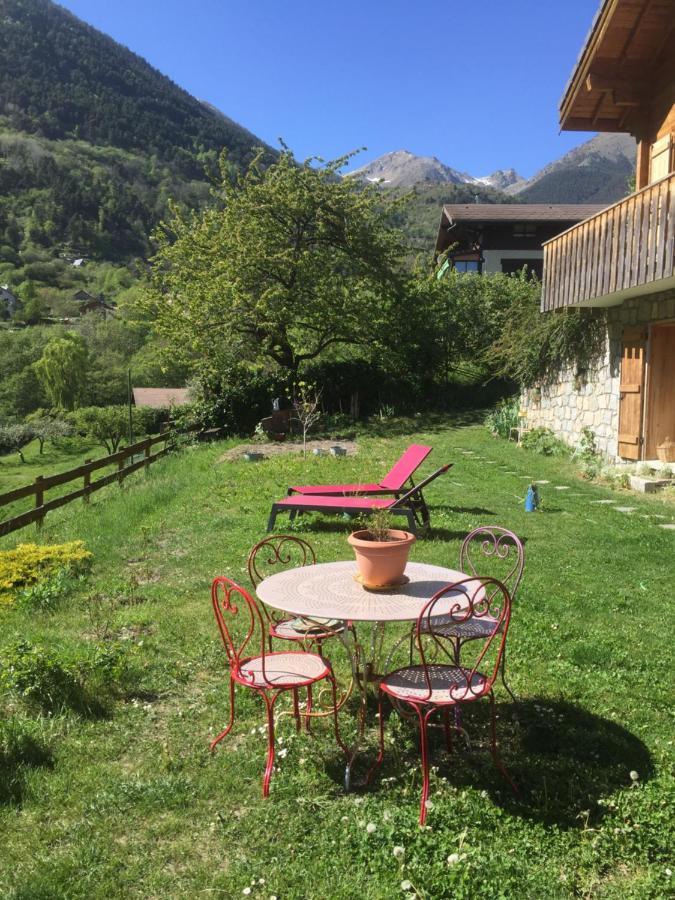Rez De Jardin De Chalet Bois , Calme Et Verdure ! Saint-Martin-Vésubie Esterno foto